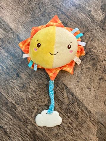 Baby Clementoni muziekdoosje zon beschikbaar voor biedingen