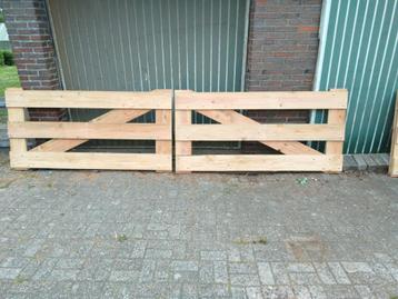 Nieuw Douglas landhek 4 meter breed met palen en beslag  beschikbaar voor biedingen