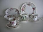 Royal Albert servies, Huis en Inrichting, Keuken | Servies, Ophalen of Verzenden, Zo goed als nieuw, Overige stijlen, Kop(pen) en/of Schotel(s)