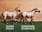 Schleich 13689 Knabstrupper hengst met vaantje uit 2011, Ophalen of Verzenden, Zo goed als nieuw, Paard, Beeldje of Figuurtje