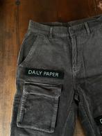 Daily Paper broek maat xs, Kleding | Heren, Broeken en Pantalons, Beige, Ophalen of Verzenden, Zo goed als nieuw, Daily Paper