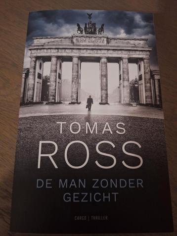 Tomas Ross - De man zonder gezicht beschikbaar voor biedingen
