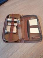 Vintage leren toilettas set, scheerset, Antiek en Kunst, Ophalen