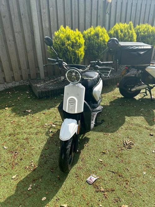 Bezorgscooter/Elektronische scooter /transport scooter, Fietsen en Brommers, Brommeronderdelen | Scooters, Gebruikt, Ophalen of Verzenden