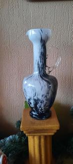 Vintage Murano vaas, opaline glas., Ophalen of Verzenden