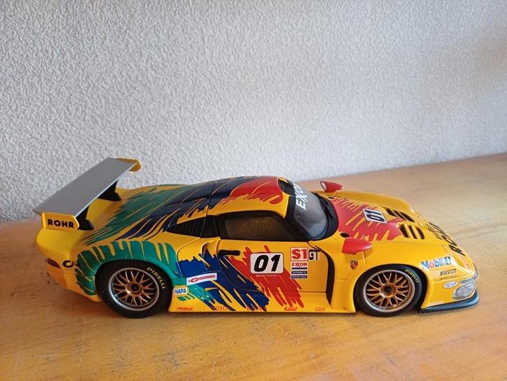 UT Models IMSA 1:18 '97 - Porsche 911 GT1 ROHR, Hobby en Vrije tijd, Modelauto's | 1:18, Ophalen
