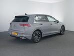 Volkswagen Golf 1.5 eTSI Style business | Clima | Camera | M, 65 €/maand, 4 cilinders, 150 pk, Alcantara