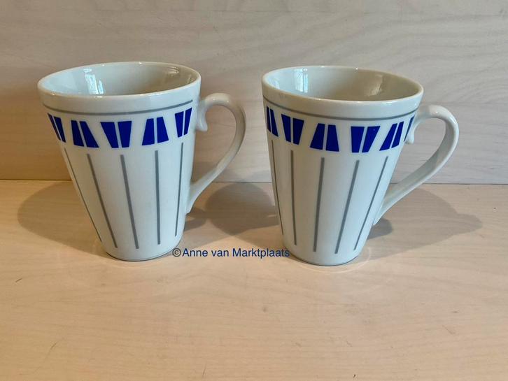 Twee Nestlé anijs bekers anijsmelk, Huis en Inrichting, Keuken | Servies, Kop(pen) en/of Schotel(s), Overige stijlen, Glas, Ophalen of Verzenden