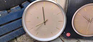 te koop auriol wandklok nieuw in doos beschikbaar voor biedingen