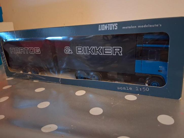 DAF Hartog & Bikker - dubbel assige aanhanger - in org doos, Hobby en Vrije tijd, Modelauto's | 1:50, Nieuw, Bus of Vrachtwagen