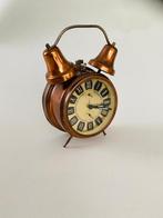 Vintage koperkleurige HEMA wekker Germany -1960 - met bellen, Witgoed en Apparatuur, Wekkers, Ophalen of Verzenden, Gebruikt, Analoog