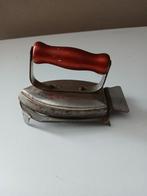 kinder strijkijzer, Antiek en Kunst, Ophalen of Verzenden