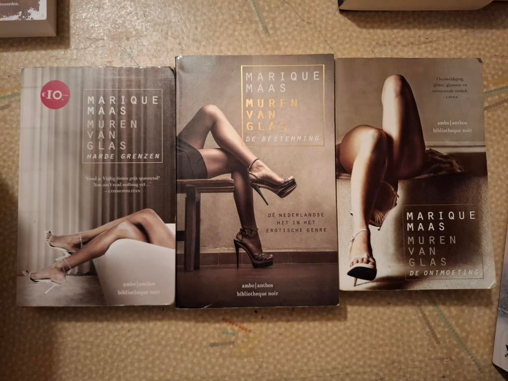 Marique Maas (Esther Verhoef) Muren van Glas, Boeken, Ophalen of Verzenden, Zo goed als nieuw, Esther Verhoef, Nederland