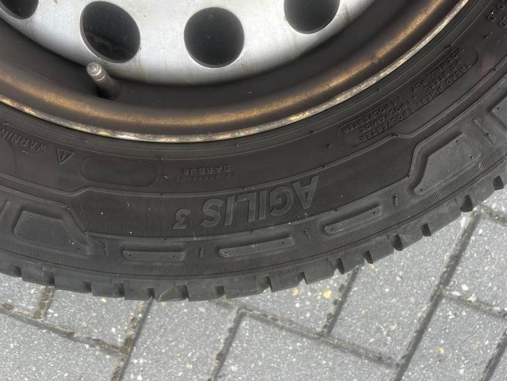 Michelin Agilis 3 205/65 R16C zomerbandenop  Mercedes-velgen, Auto diversen, Autosport-onderdelen, Gebruikt, Ophalen of Verzenden