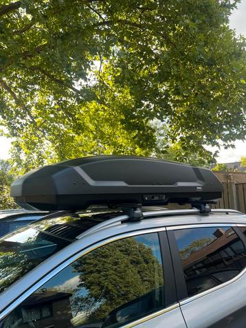 Thule Force 3 L – 450 L Luxe Dakkoffer + Dakdragers te huur beschikbaar voor biedingen
