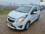 Chevrolet Spark 1.2 16V LT 2e eigenaar dealer onderhoud open, Auto's, Gebruikt, 4 cilinders, 82 pk, Wit