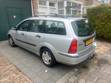 Ford Focus 1.6I - Stationwagen - Airco - APK 10/2026! beschikbaar voor biedingen