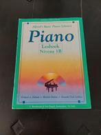 Piano lesboek niveau  1B, Ophalen, Overige genres, Les of Cursus, Zo goed als nieuw