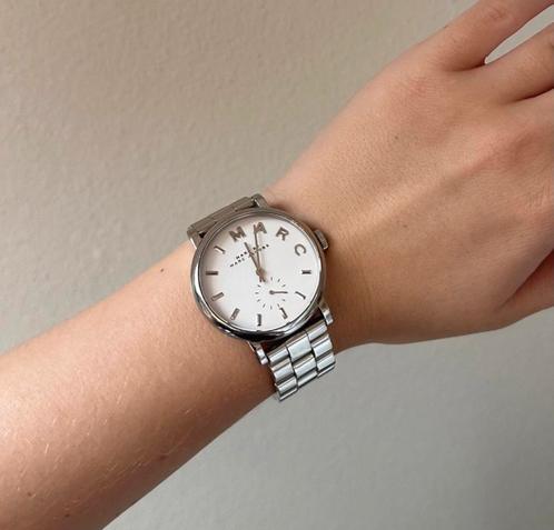 Marc Jacobs horloge Baker zilver - klok staat stil, Sieraden, Tassen en Uiterlijk, Horloges | Dames, Ophalen of Verzenden