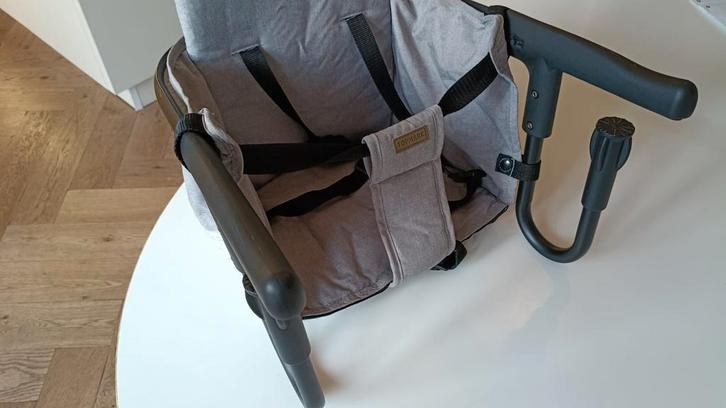 Topmark Rafi Tafelhangstoel - Grijs, Kinderen en Baby's, Kinderstoelen, Gebruikt, Hangstoel, Gordel(s), Ophalen
