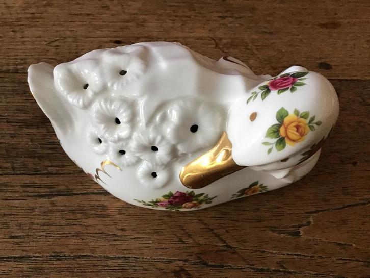 Antieke Royal Albert Old Country Roses Eend Pomander, Antiek en Kunst, Antiek | Keramiek en Aardewerk, Ophalen of Verzenden