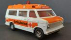 Chevrolet us van ambulance 1:36 Corgi Toys Pol, Ophalen of Verzenden, Zo goed als nieuw