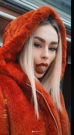 Pull&Bear zacht pluche jack capuchon roestoranje maat M, Kleding | Dames, Jassen | Winter, Maat 38/40 (M), Verzenden, Oranje, Zo goed als nieuw