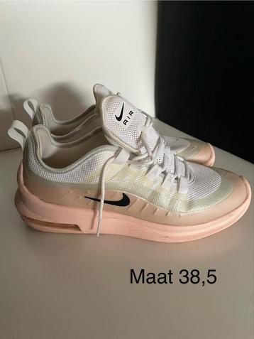 Nike Air Max Axis Sneakers Maat 38,5 beschikbaar voor biedingen