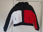 Tommy Hilfiger cropped puffer jas, Kleding | Dames, Jassen | Winter, Zwart, Maat 42/44 (L), Nieuw, Ophalen of Verzenden