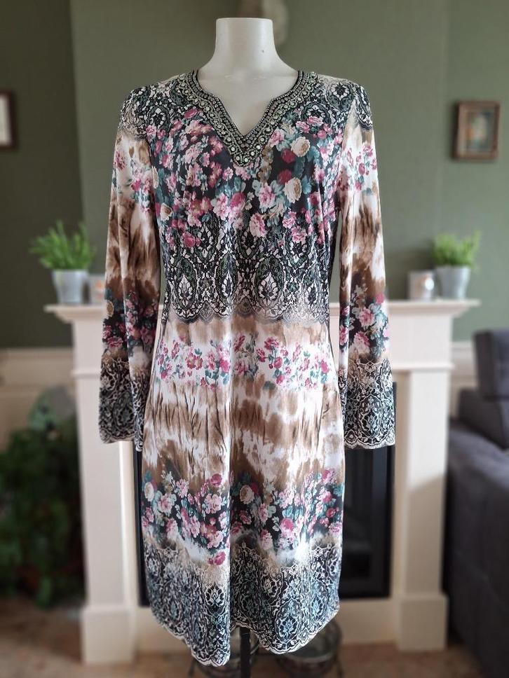 K-Design K Design bloemen kralen jurk XL Gratis Verzenden !, Kleding | Dames, Jurken, Zo goed als nieuw, Maat 46/48 (XL) of groter