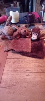 Handpoppen erg oud, teckel aap konijn, Ophalen of Verzenden, Konijn