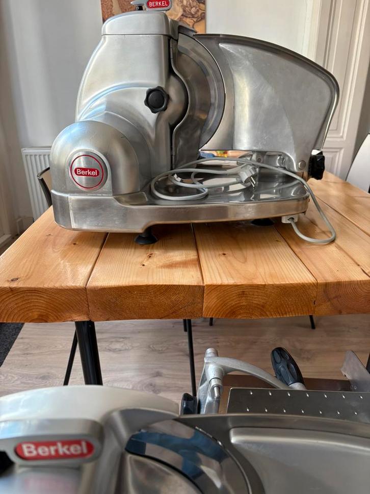 Berkel 834 snijmachine, Huis en Inrichting, Keuken | Keukenbenodigdheden, Gebruikt, Ophalen