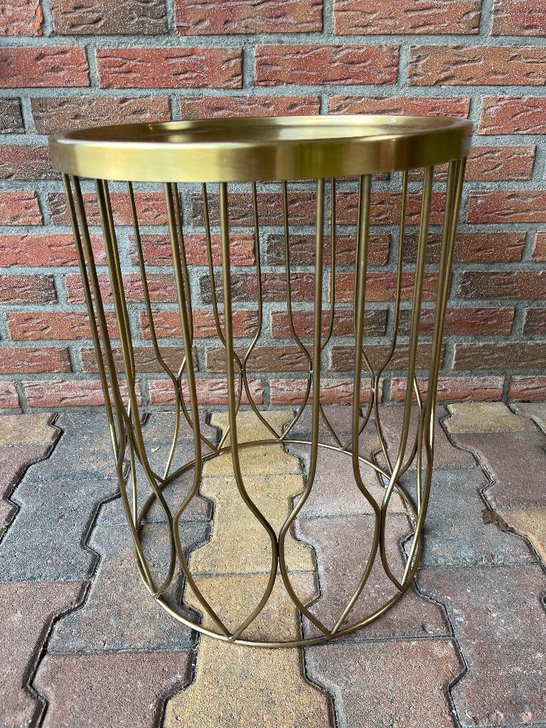 Gouden bijzettafeltje, Minder dan 55 cm, Gebruikt, Metaal of Aluminium, Rond