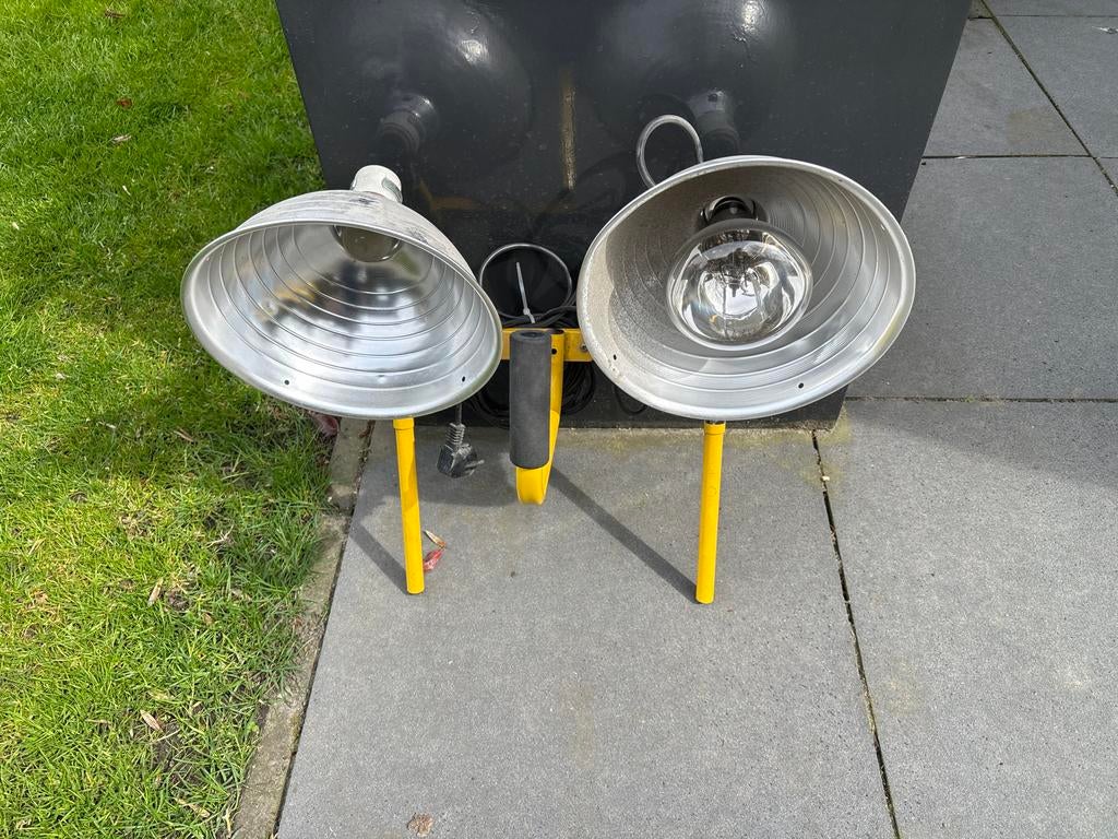 Bouwlamp met twee lampen, Ophalen of Verzenden, Gebruikt, 200 tot 500 watt, Lamp met armatuur