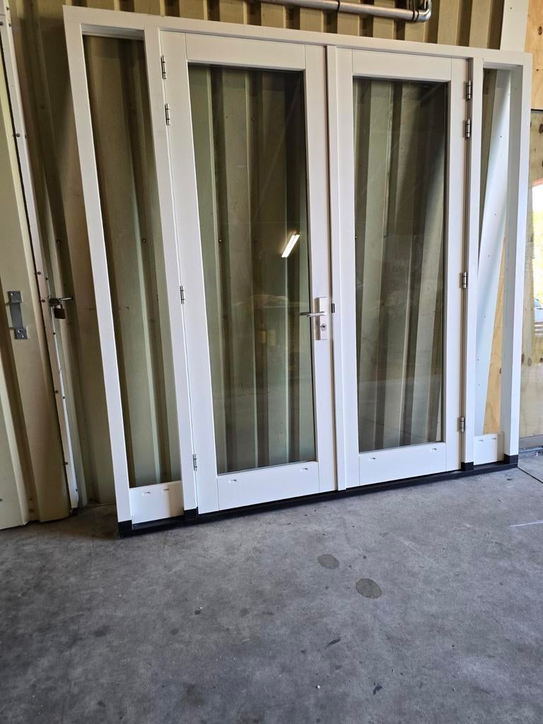 Openslaande  tuindeuren pui mahonie Hr++Isolatieglas, Doe-het-zelf en Verbouw, Kozijnen en Schuifpuien, Ophalen, Deurkozijn, 225 cm of meer