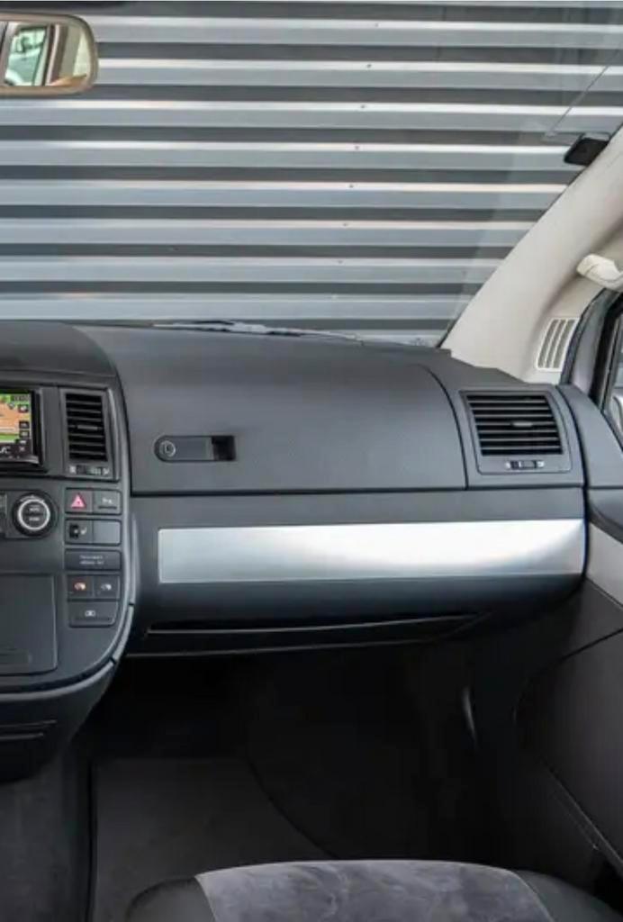 VW MULTIVAN T5 AIRBAGKAP DASHBOARD BEKLEDING RECHTS, Auto-onderdelen, Dashboard en Schakelaars, Volkswagen, Ophalen of Verzenden