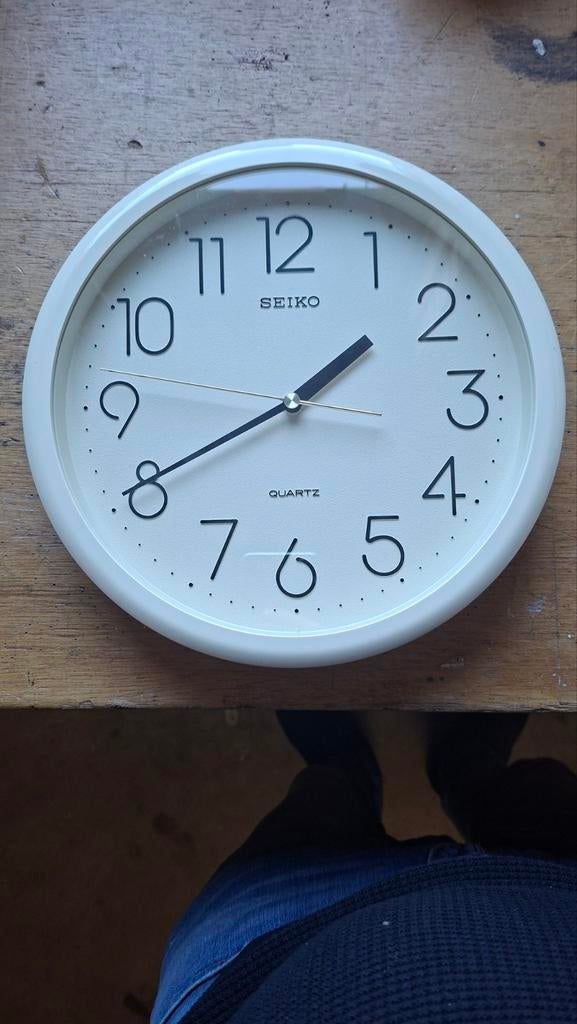Seiko Wandklok - Analoog - Wit, Ophalen of Verzenden, Gebruikt, Analoog, Wandklok