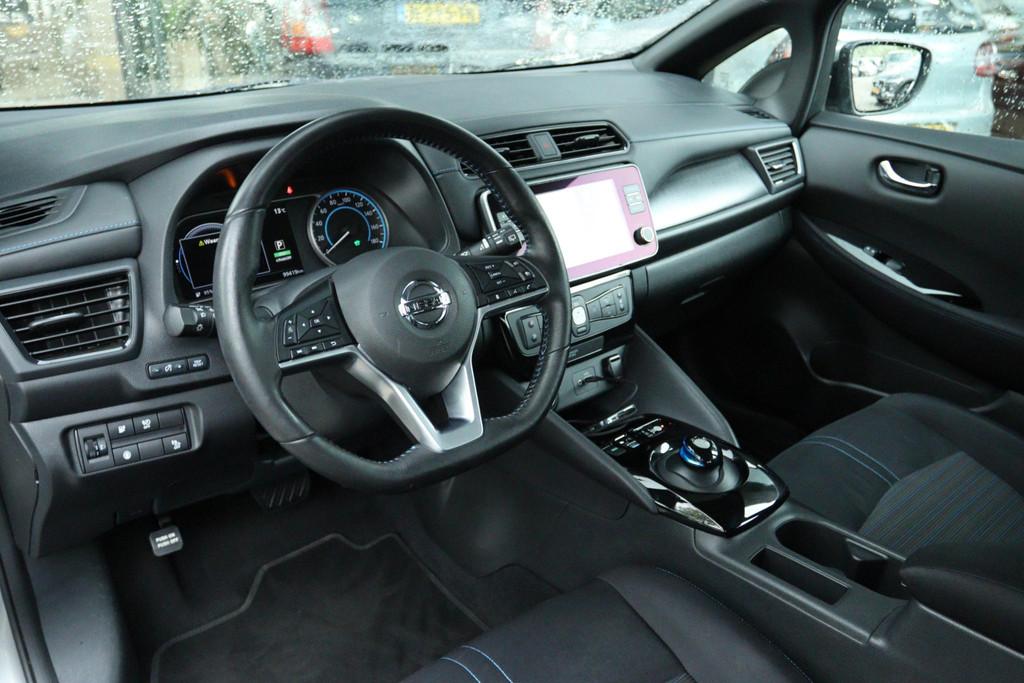 NISSAN LEAF ACENTA 40 KWH SOH 92% | CARPLAY | CAMERA | CRUIS, Auto's, Nissan, Stof, Gebruikt, 150 pk, Origineel Nederlands