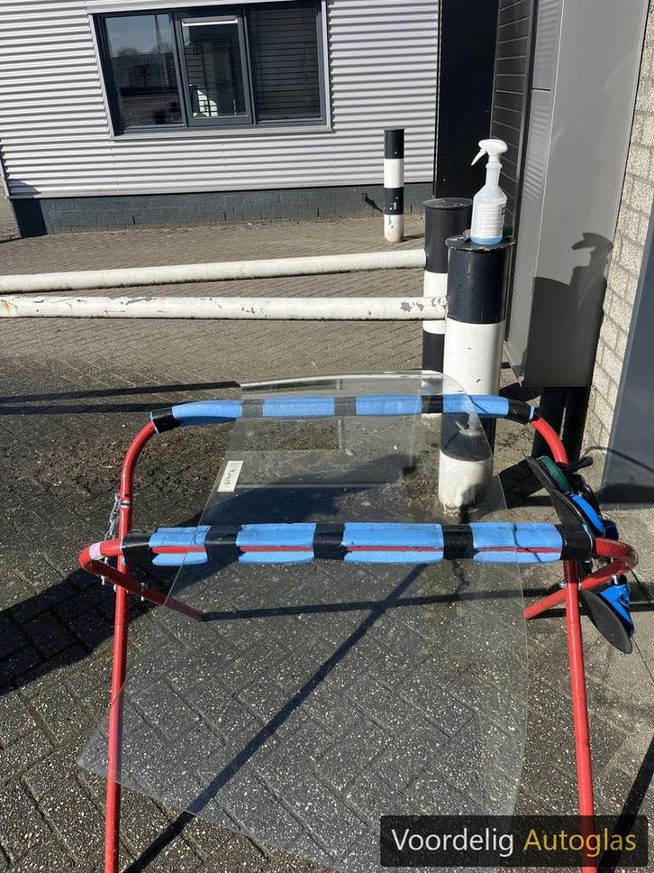 FORD TAUNUS 17/20 CPE 71 - 76 VOORRUIT HELDER, Auto-onderdelen, Ruiten en Toebehoren, Ford, Nieuw, Ophalen