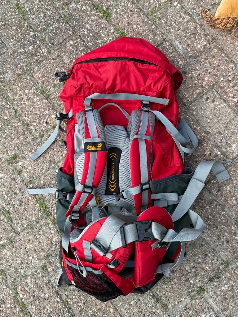 Jack Wolfskin Rugzak 60L Rood, 40 cm of meer, Gebruikt, Trekking, 60 cm of meer