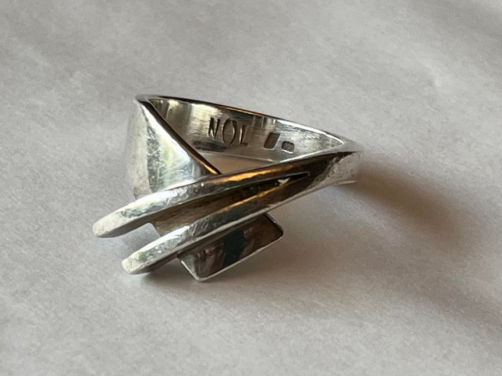 Zilveren design ring NOL, Verzenden, Zo goed als nieuw, 17 tot 18, Dame