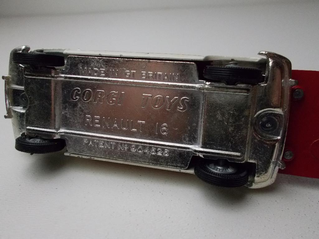 1981 Corgi GS 13 RENAULT 16 TOUR DE FRANCE (Incompleet) -C-., Hobby en Vrije tijd, Modelauto's | 1:43, Ophalen of Verzenden, Gebruikt