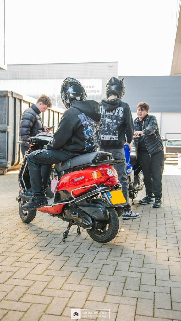 Skipper A1 150cc tekoop/teruil, Fietsen en Brommers, Scooters | Piaggio, Ophalen