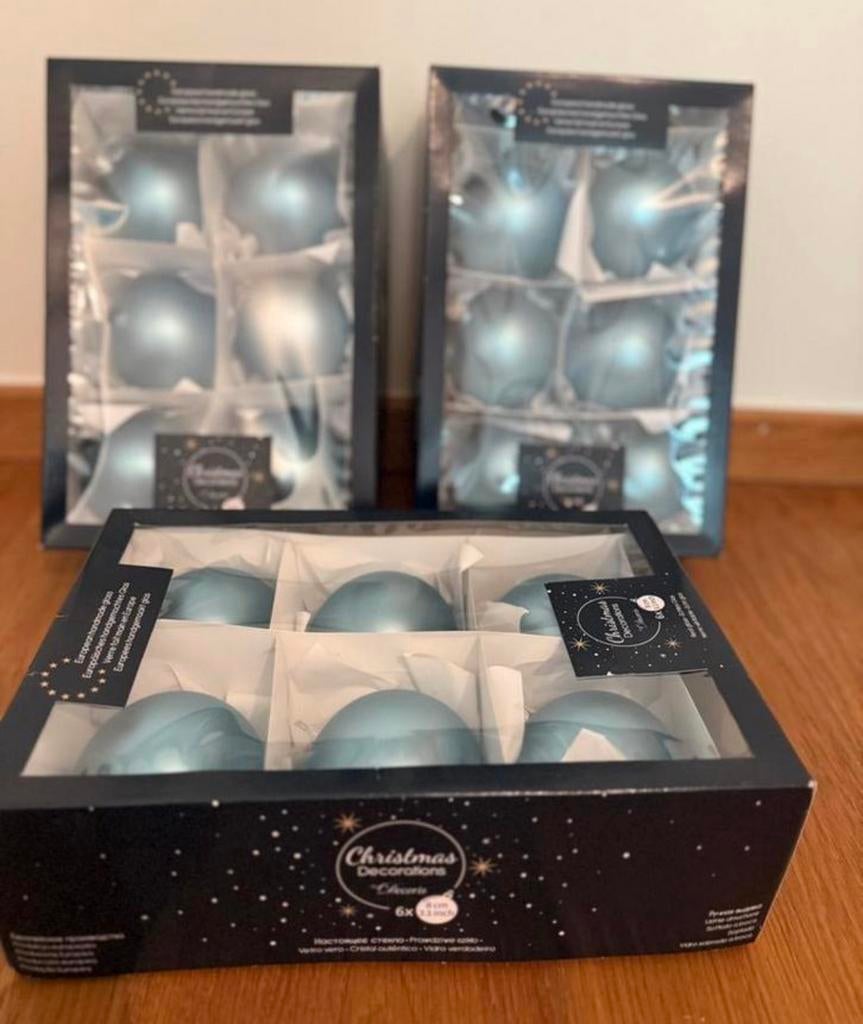 Glazen kerstballen ijsblauw | 18st., Diversen, Ophalen of Verzenden, Zo goed als nieuw