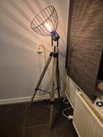 Vloerlamp hout met zwart. Industrieel., Ophalen, Zo goed als nieuw, Hout, 150 tot 200 cm