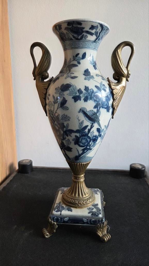 porseleinen vaas met bronzen details, Antiek en Kunst, Ophalen