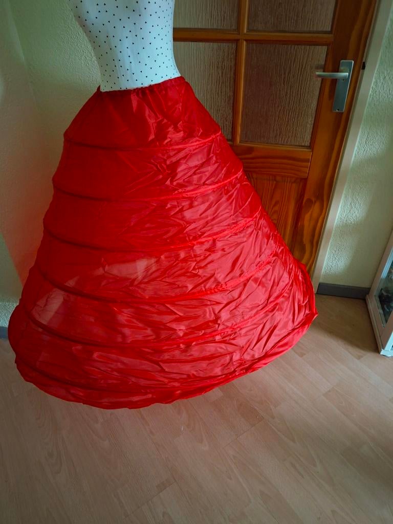 Rode hoepelrok S-L - Elfia Cosplay verstelbaar, Kleding | Dames, Rokken, Ophalen of Verzenden