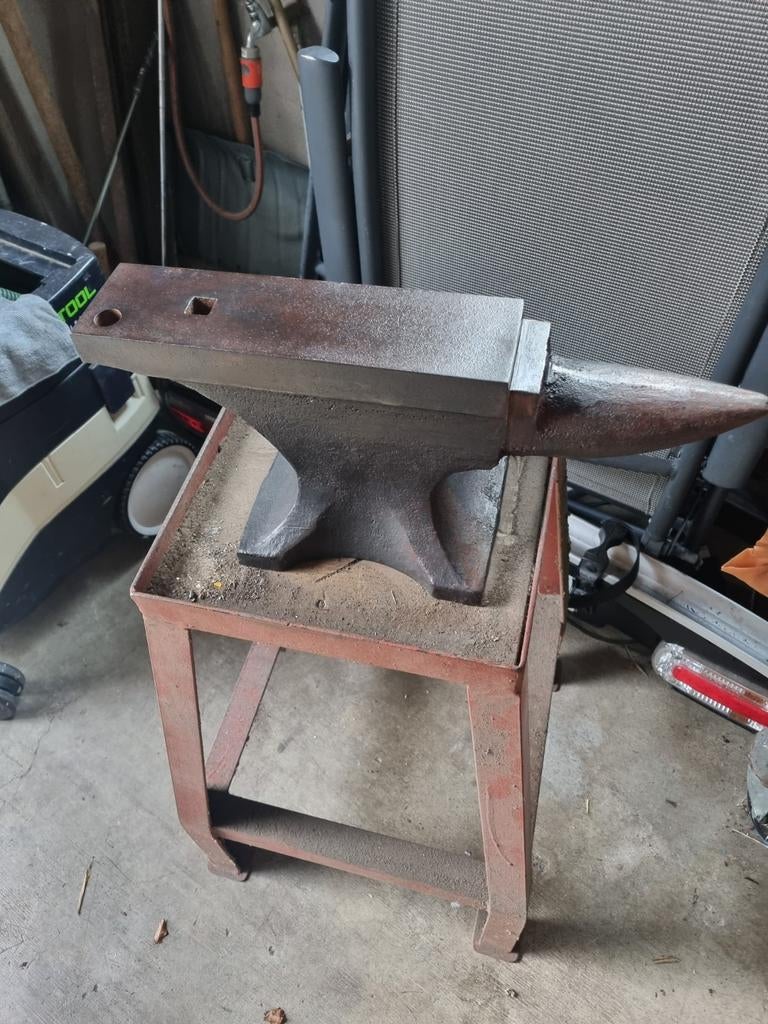 Prachtig Aambeeld !, Antiek en Kunst, Antiek | Gereedschap en Instrumenten, Ophalen of Verzenden