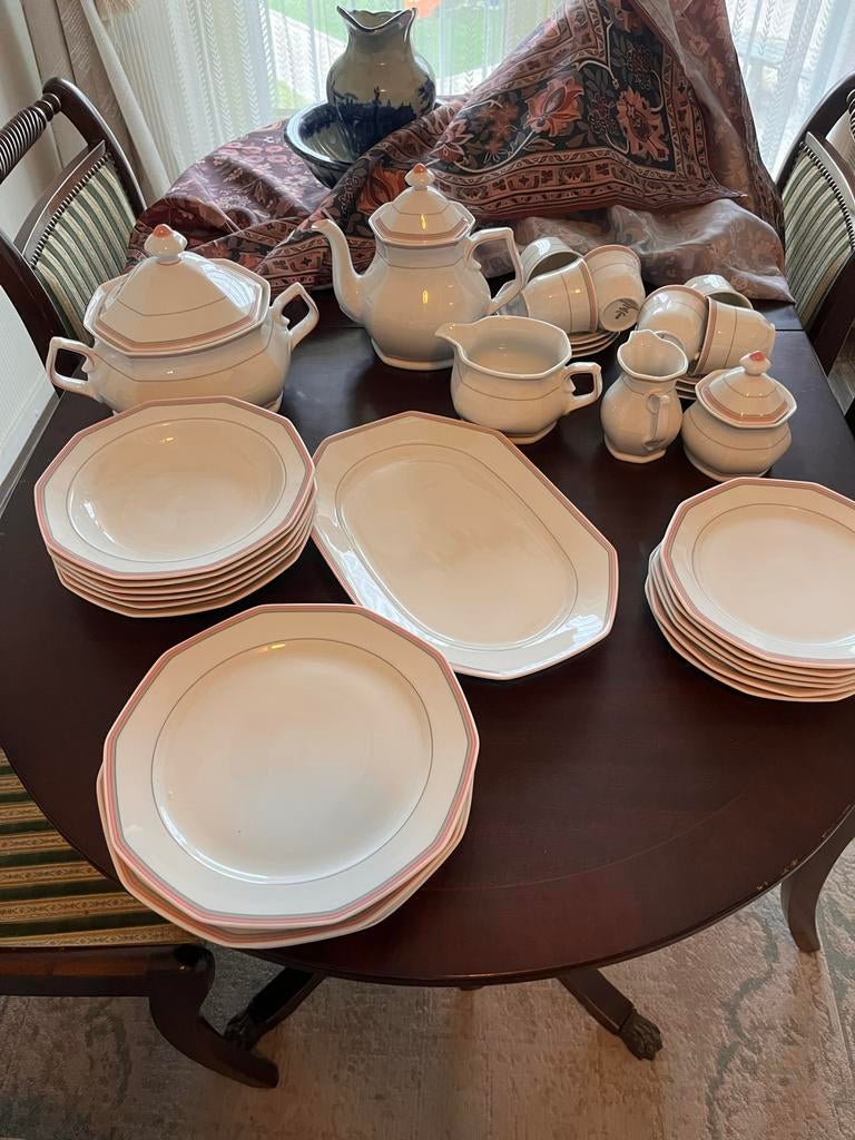 Winterling Bavaria Servies - Wit met Roze/Grijze Rand, Huis en Inrichting, Keuken | Servies, Ophalen, Zo goed als nieuw, Effen