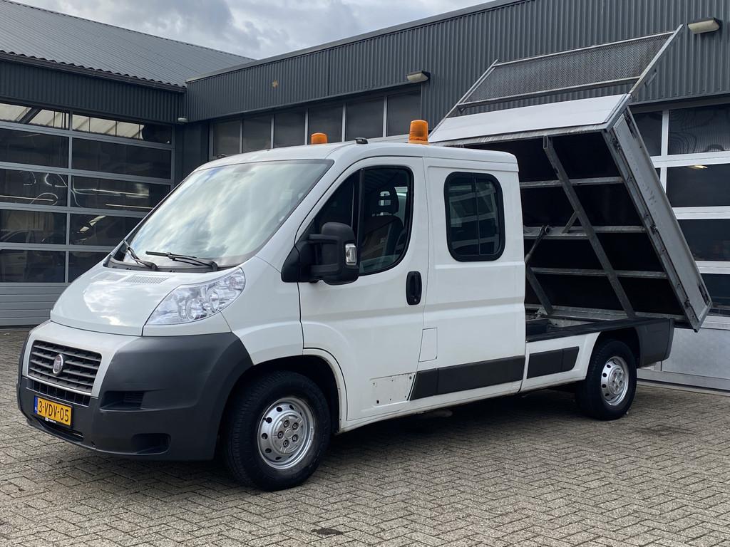 Fiat Ducato 35L 3.0 CNG benzine Aardgas Kipper Loopt op 3 Ci, Auto's, Bestelauto's, Voorwielaandrijving, Euro 5, Gebruikt, Zwart
